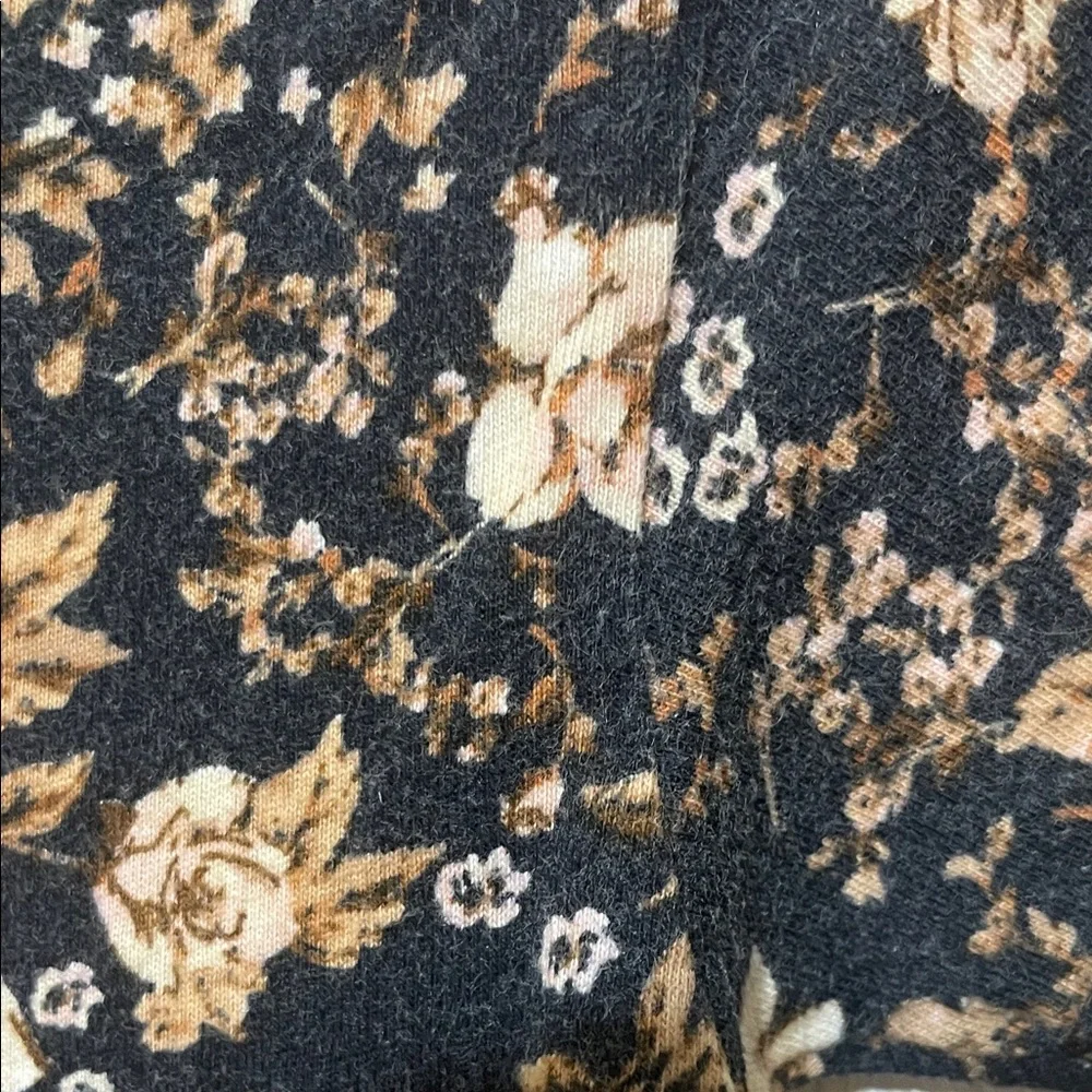 Old Navy charming casual